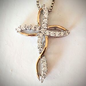 Vintage Sterling Silver & 18kt Plated Primrose Twisted Cross Pendant Necklace